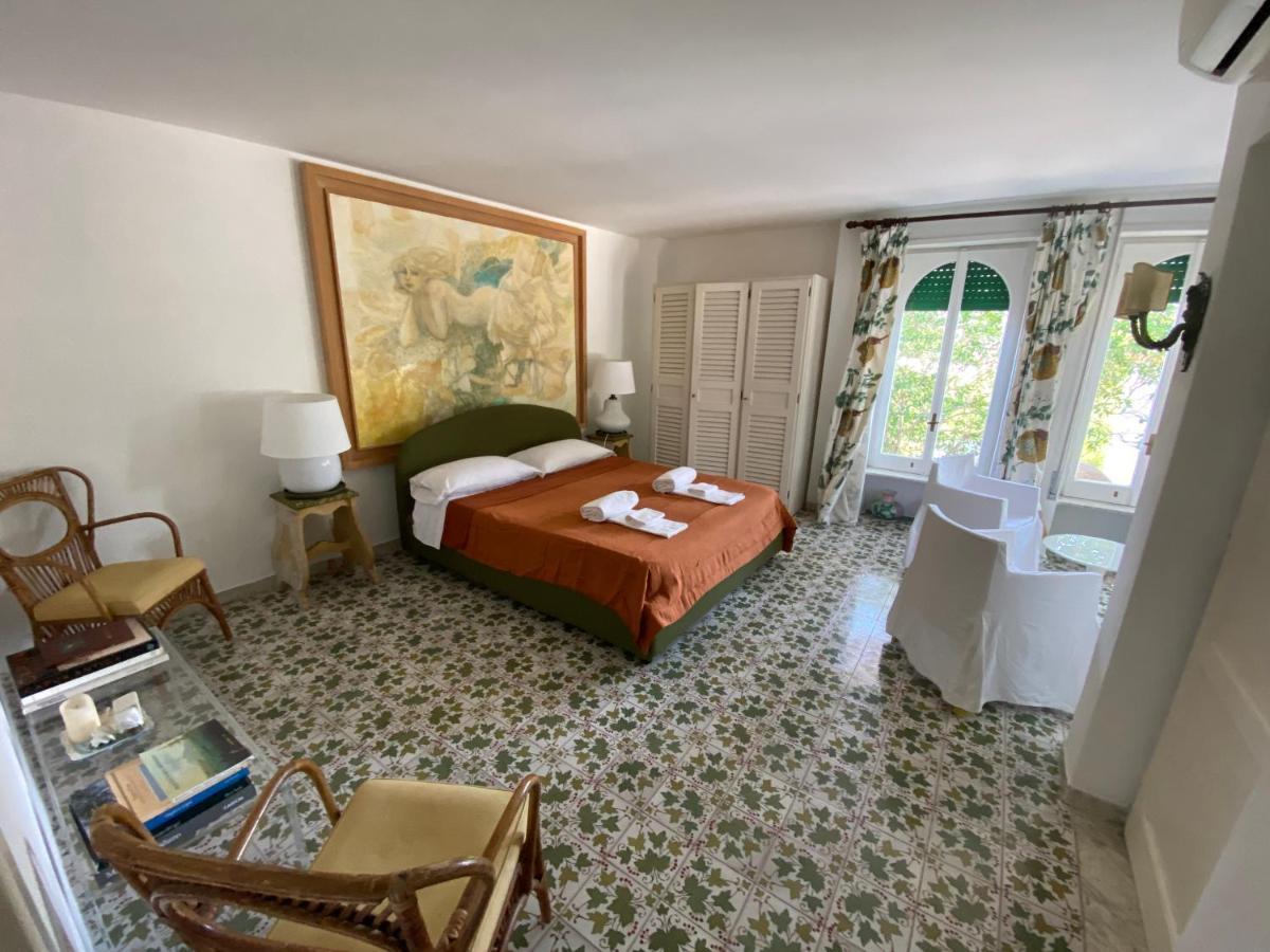 Charming Villa Capri Eksteriør billede